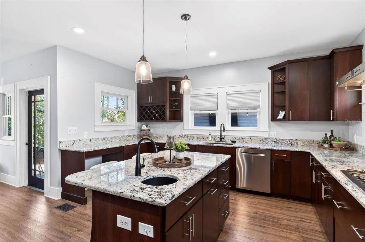 120 N Shine Avenue , Orlando, FL 32801 Photo