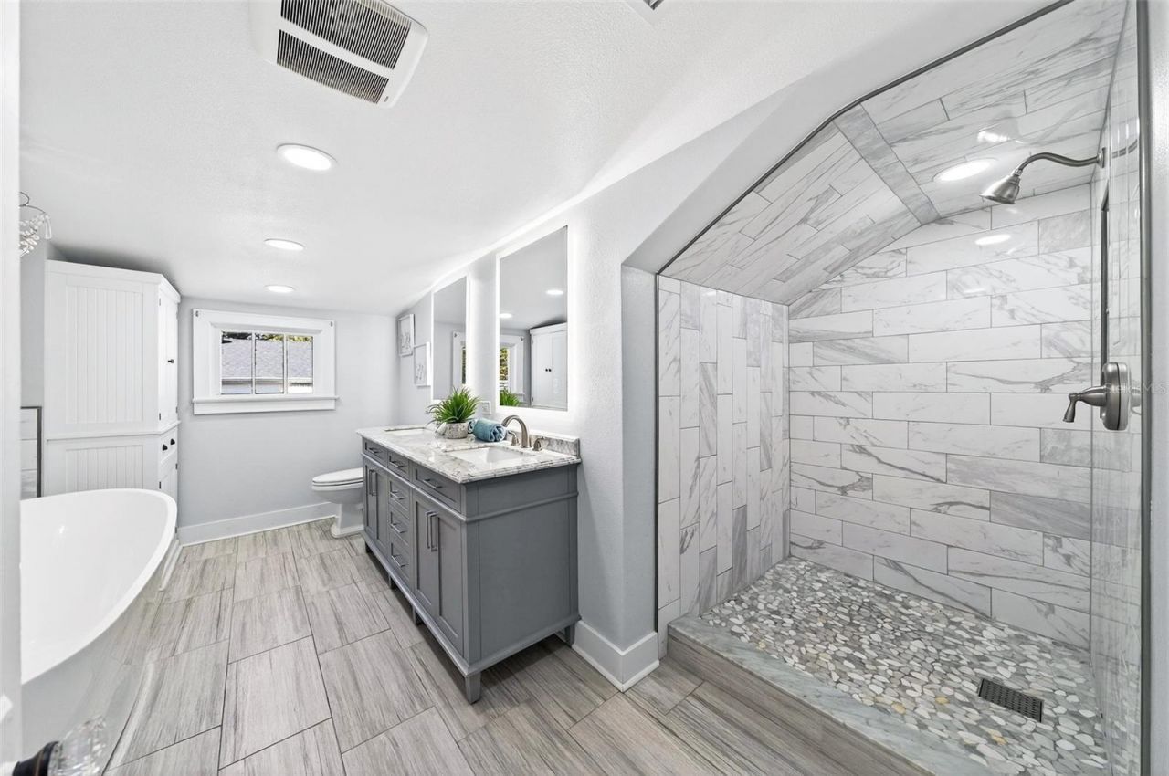 120 N Shine Avenue , Orlando, FL 32801 Photo