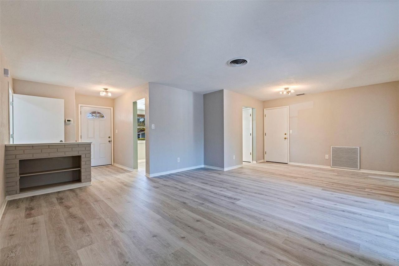 1013 55th Terrace S, Saint Petersburg, FL 33705 Photo
