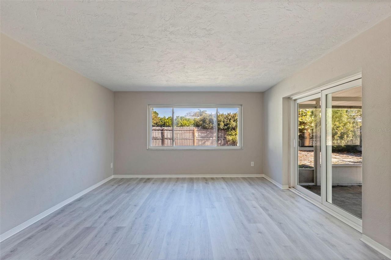 1013 55th Terrace S, Saint Petersburg, FL 33705 Photo