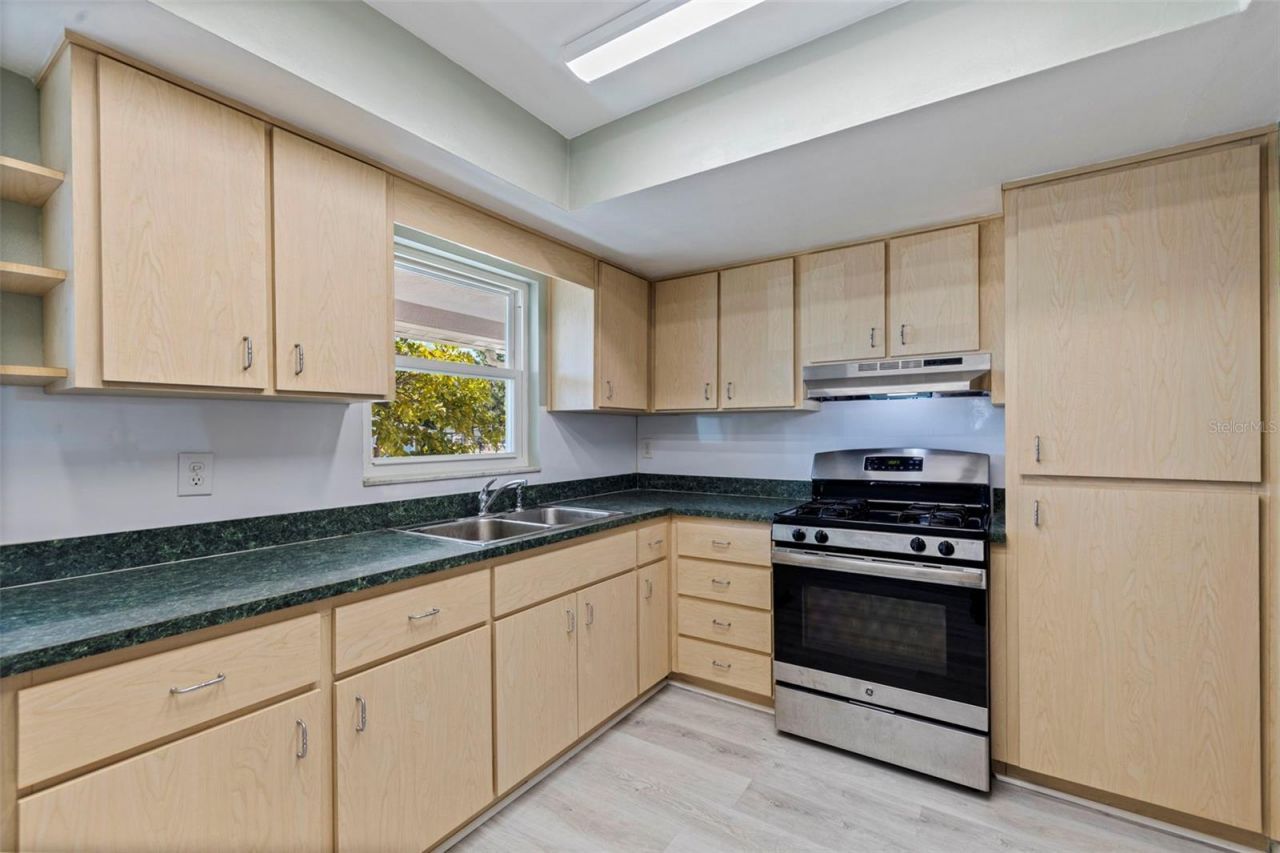 1013 55th Terrace S, Saint Petersburg, FL 33705 Photo