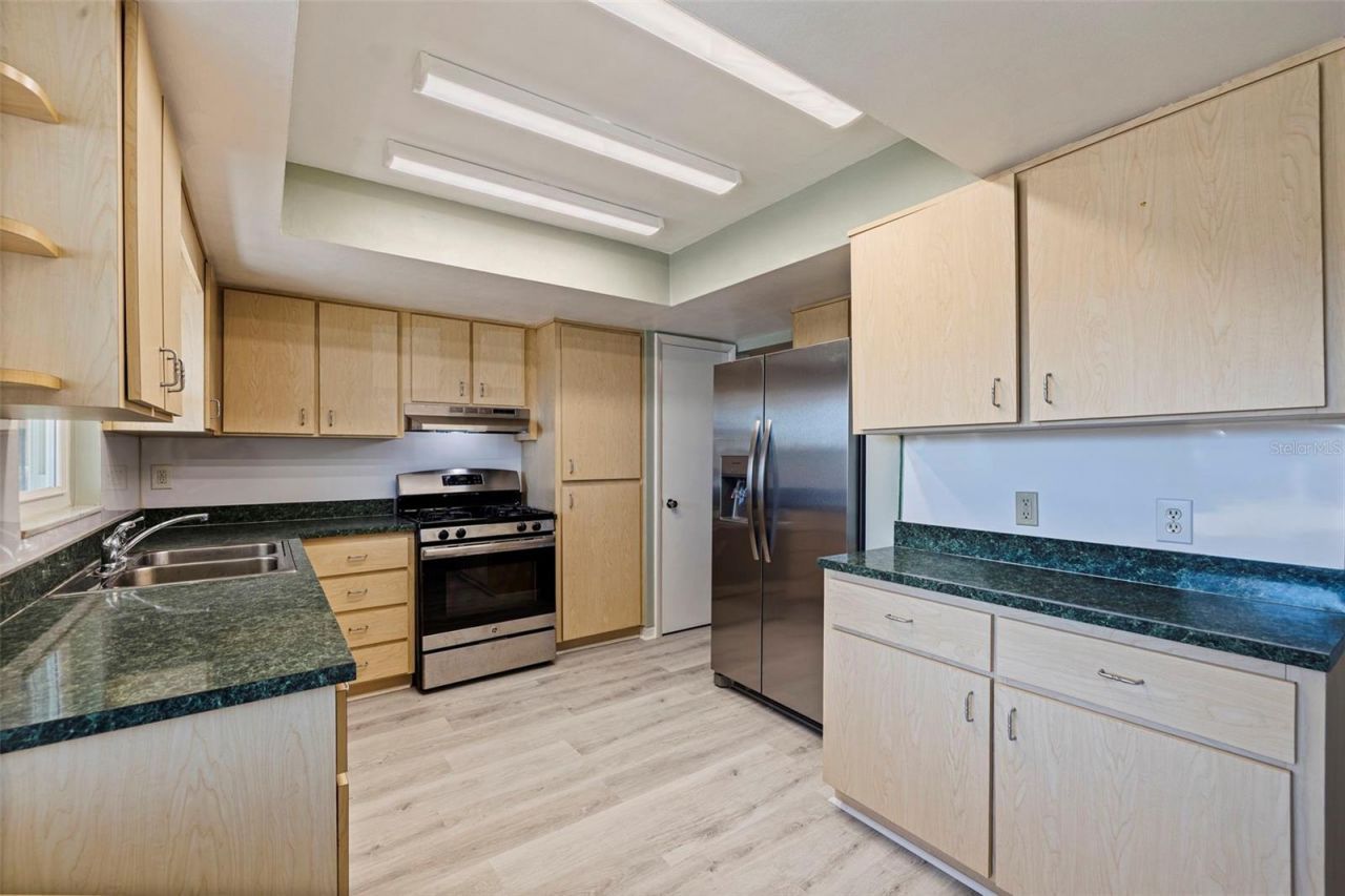 1013 55th Terrace S, Saint Petersburg, FL 33705 Photo