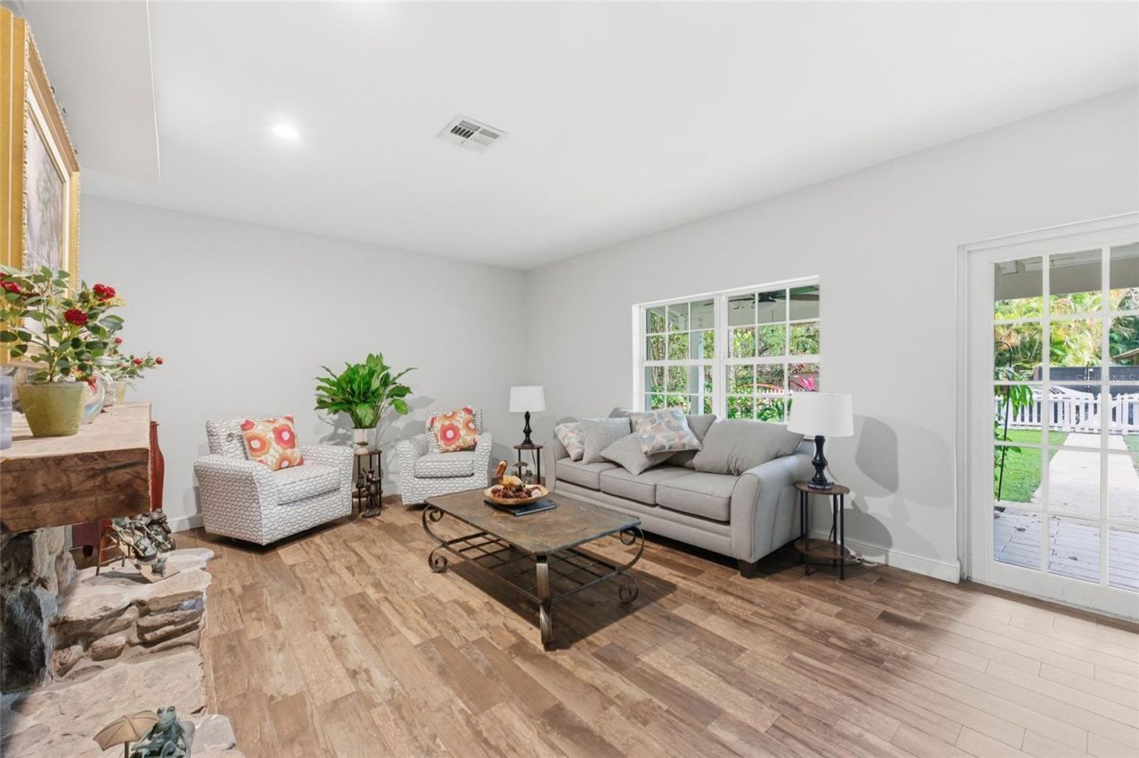 2221 SW 28th Way, Fort Lauderdale, FL 33312 Photo