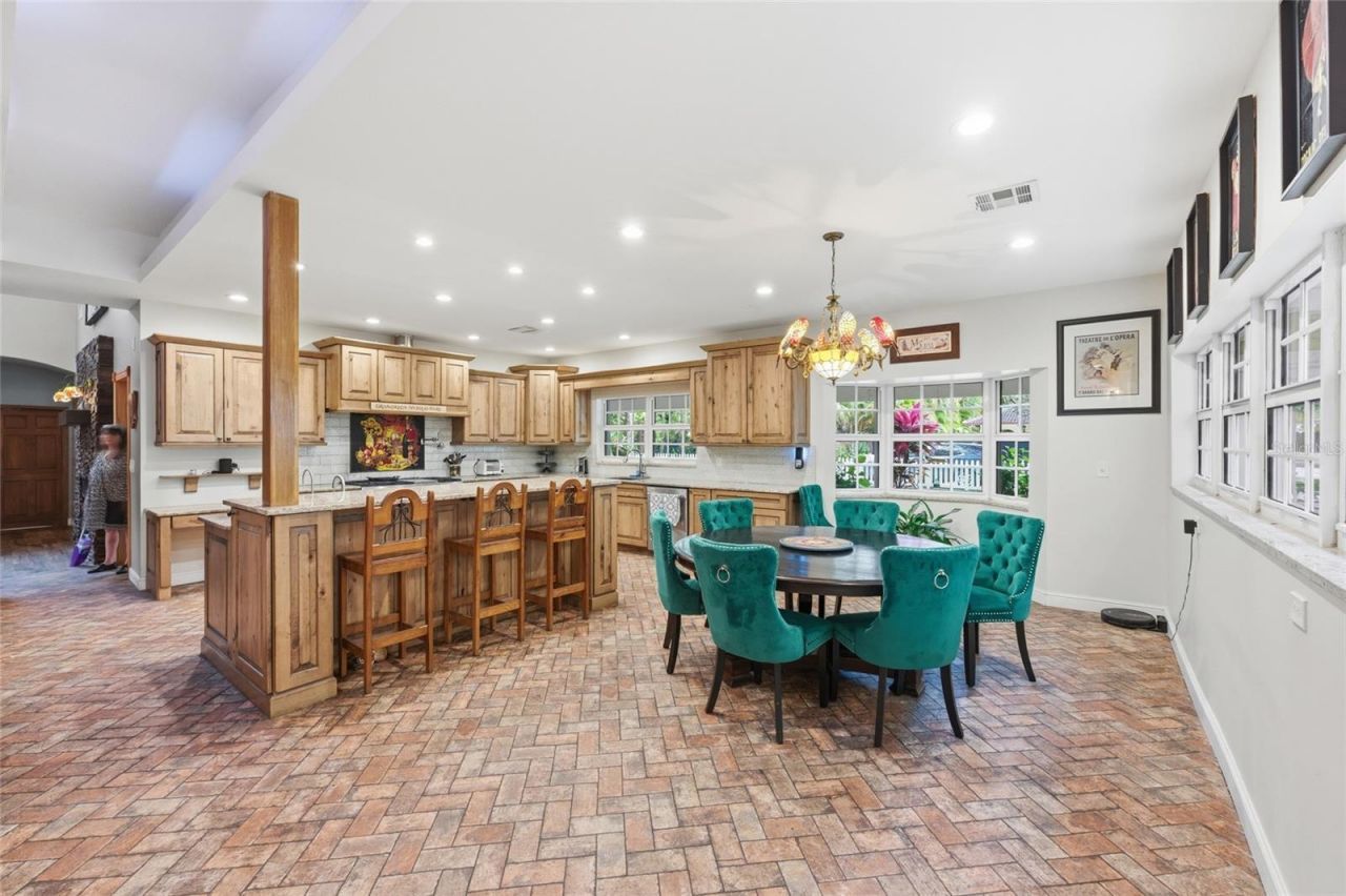 2221 SW 28th Way, Fort Lauderdale, FL 33312 Photo