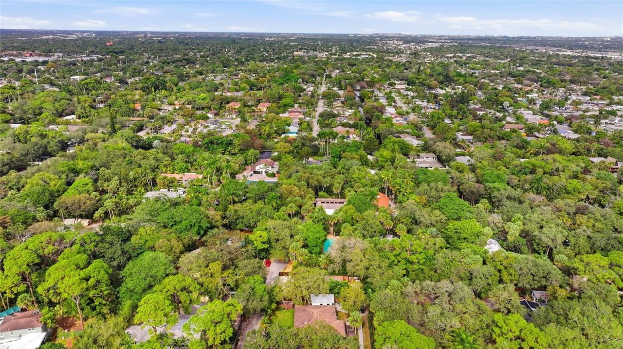 2221 SW 28th Way, Fort Lauderdale, FL 33312 Photo