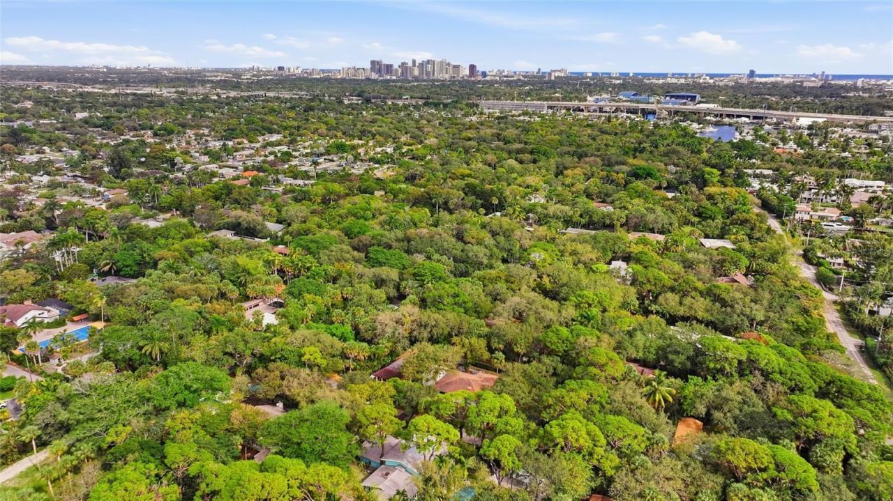 2221 SW 28th Way, Fort Lauderdale, FL 33312 Photo