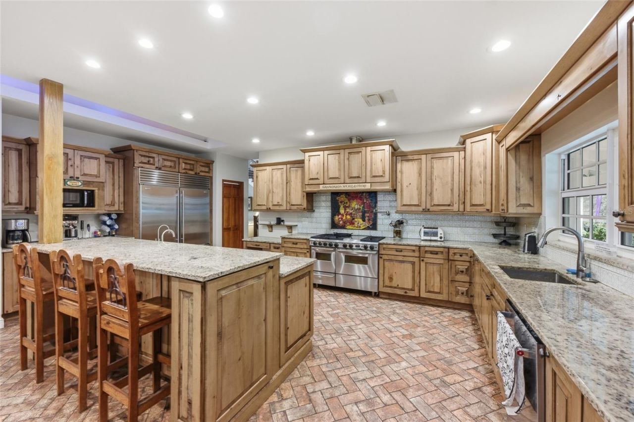 2221 SW 28th Way, Fort Lauderdale, FL 33312 Photo