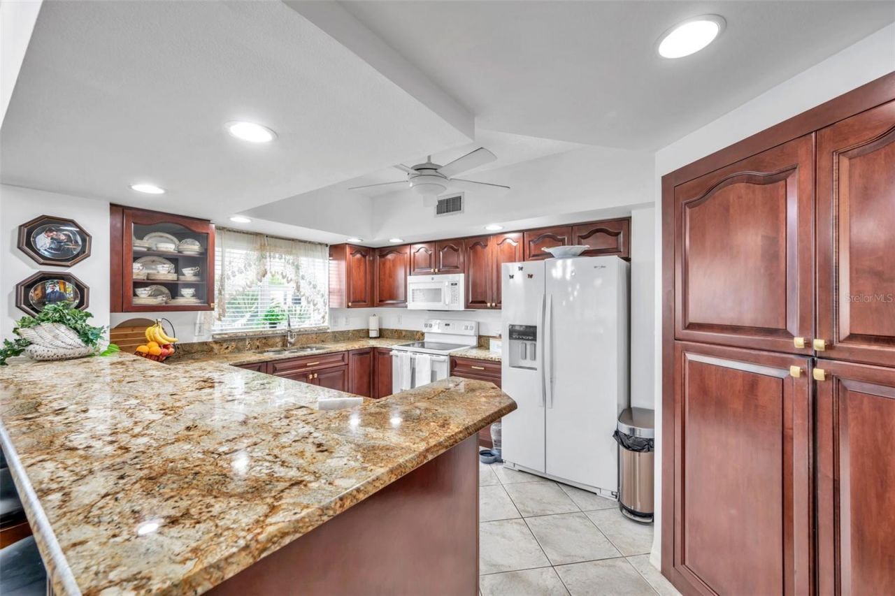 1200 Country Club Drive , Unit 2106, Largo, FL 33771 Photo