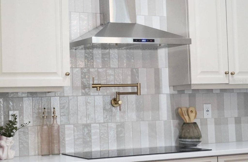 36751 Sundance Drive , Grand Island, FL 32735 Photo