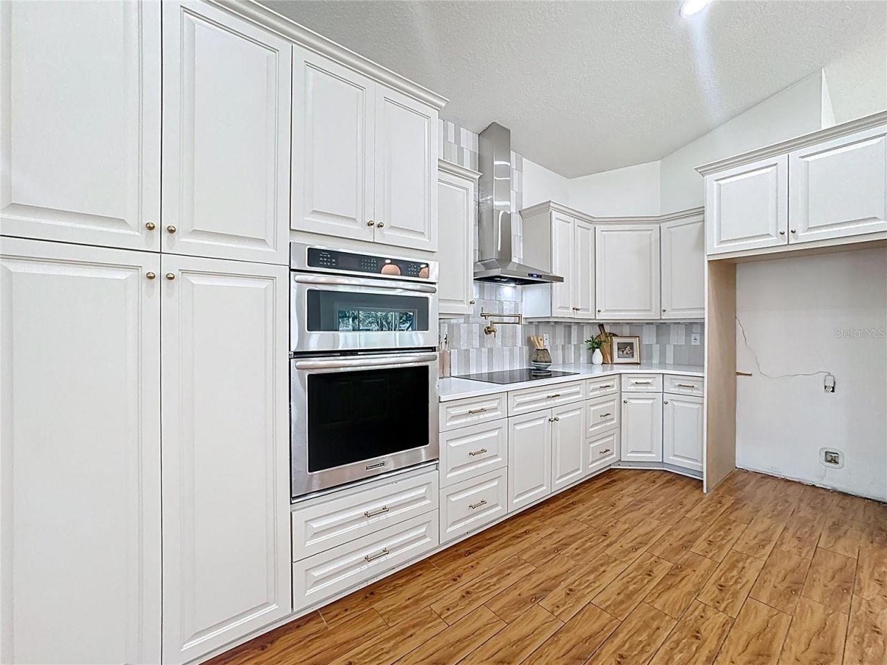 36751 Sundance Drive , Grand Island, FL 32735 Photo