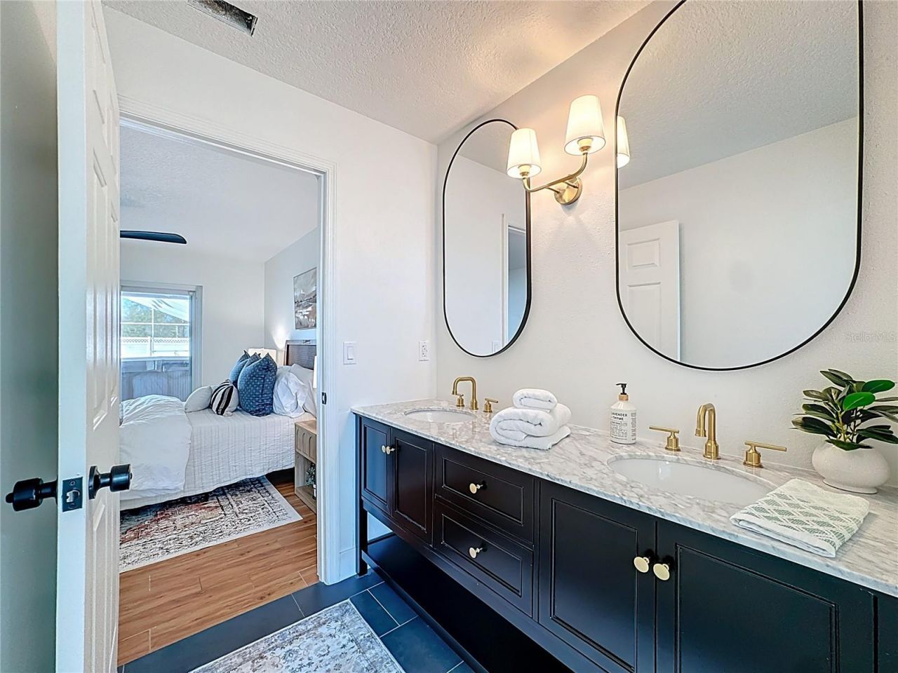 36751 Sundance Drive , Grand Island, FL 32735 Photo