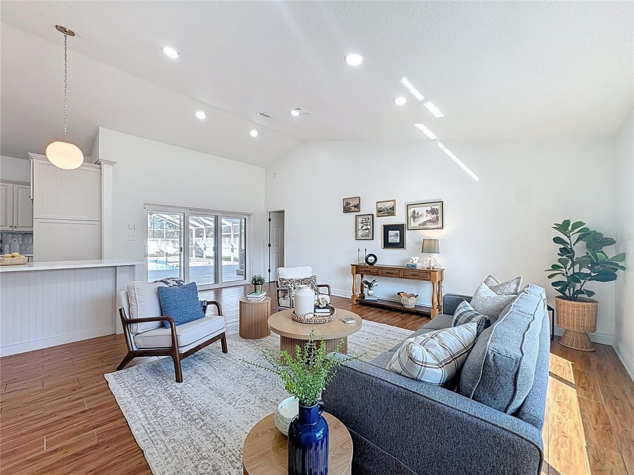 36751 Sundance Drive , Grand Island, FL 32735 Photo