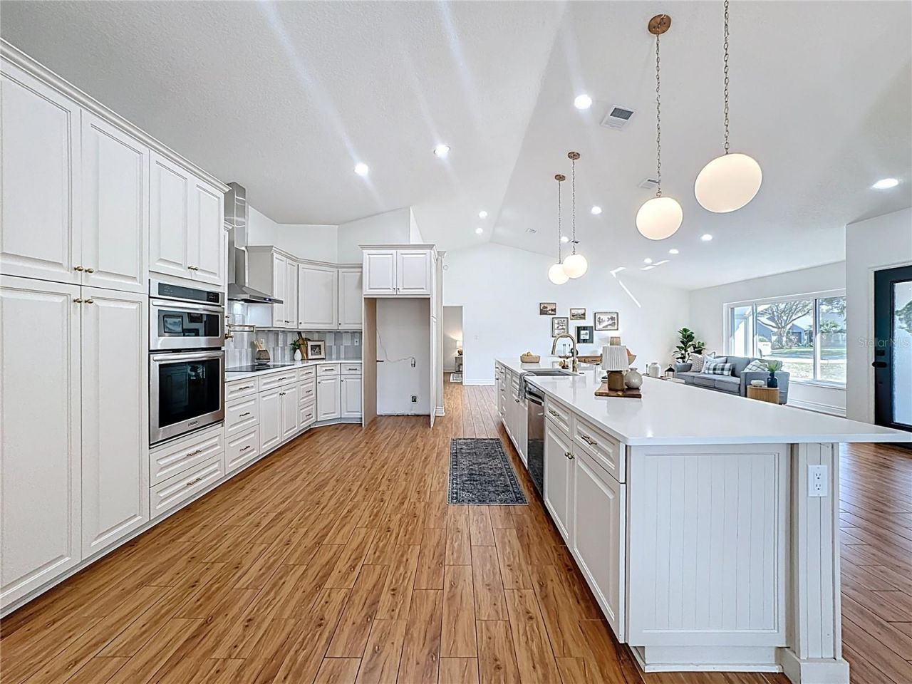 36751 Sundance Drive , Grand Island, FL 32735 Photo