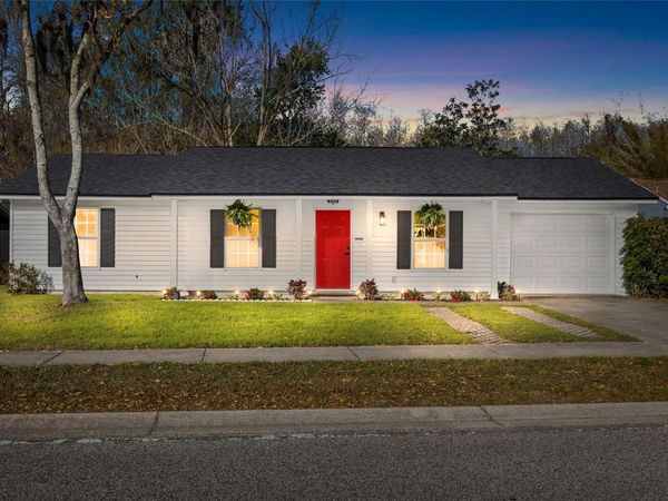 1301 FOXWOOD DRIVE , LUTZ, FL 33549