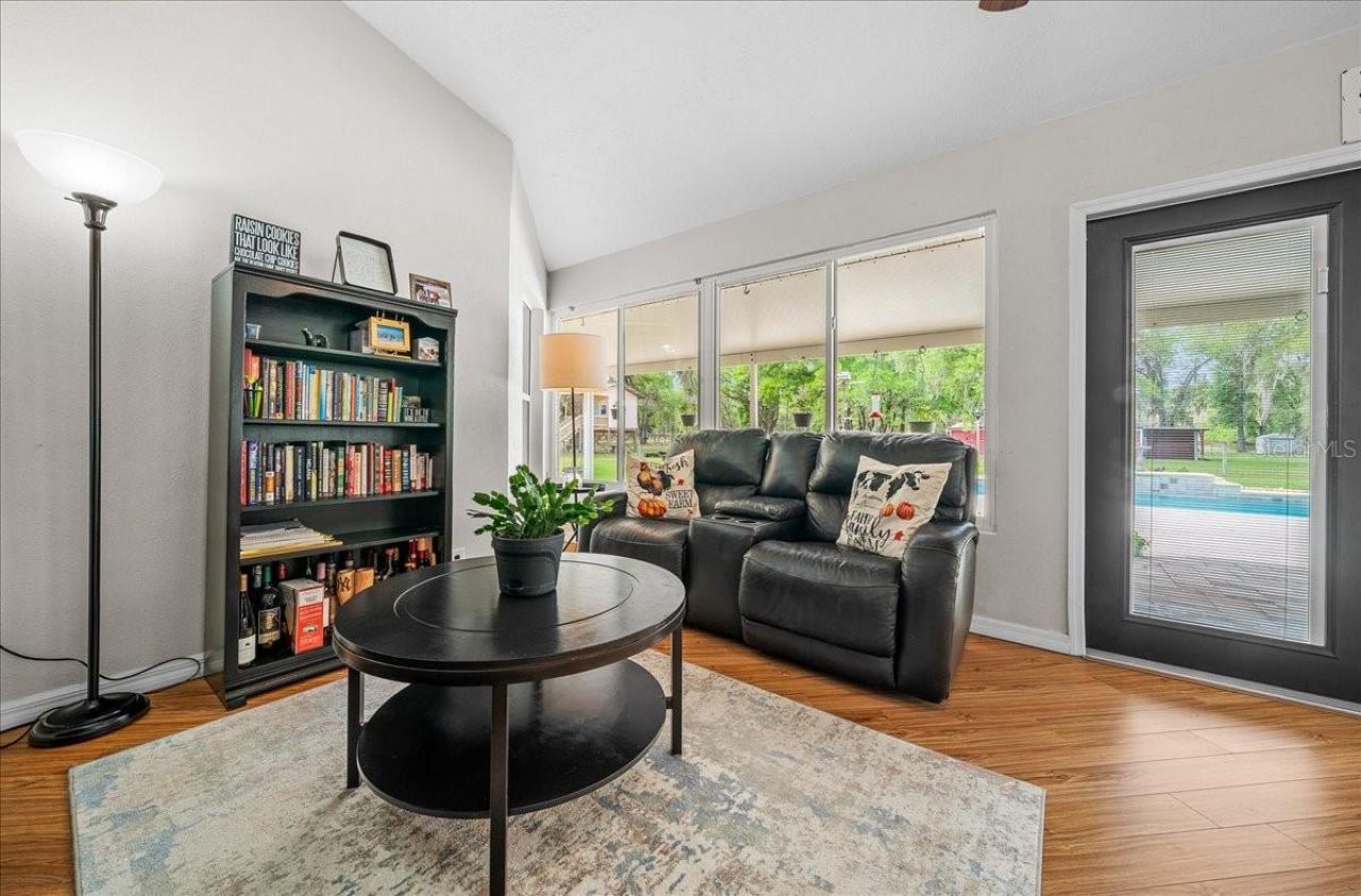 11831 SW Highway 484, Dunnellon, FL 34432 Photo