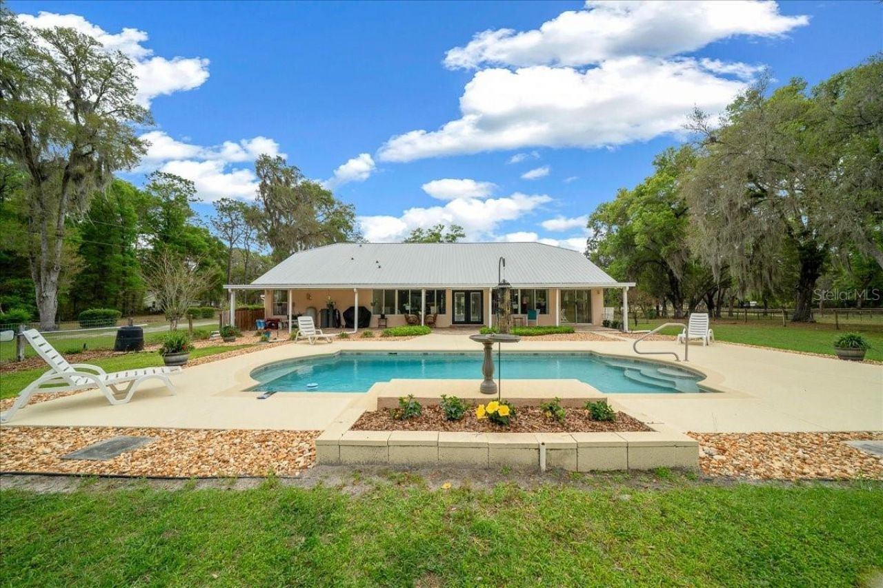 11831 SW Highway 484, Dunnellon, FL 34432 Photo