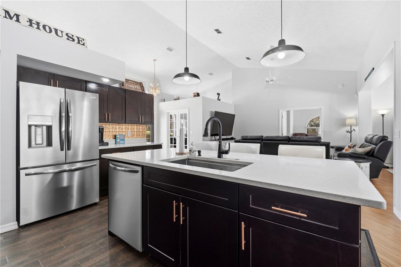 11831 SW Highway 484, Dunnellon, FL 34432 Photo