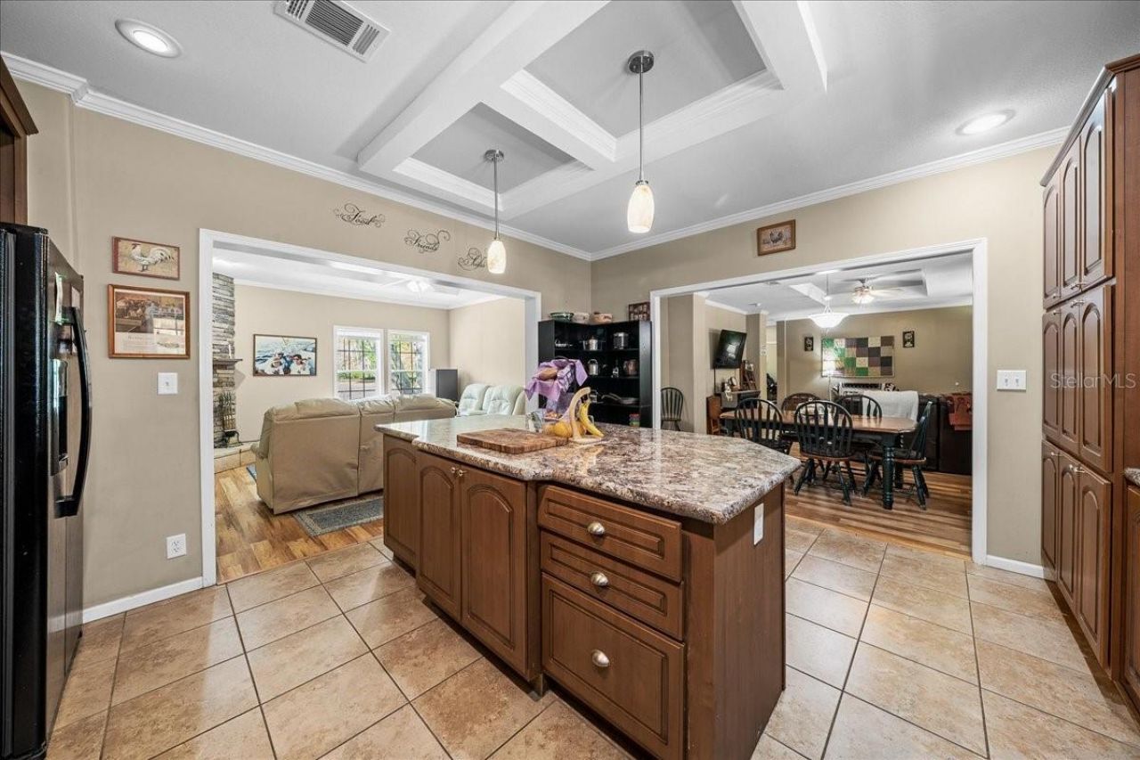 11831 SW Highway 484, Dunnellon, FL 34432 Photo