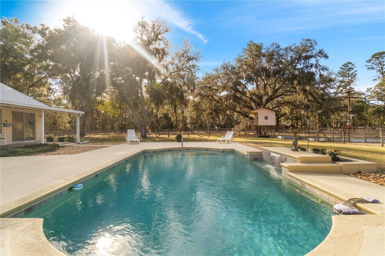 11831 SW Highway 484, Dunnellon, FL 34432 Photo