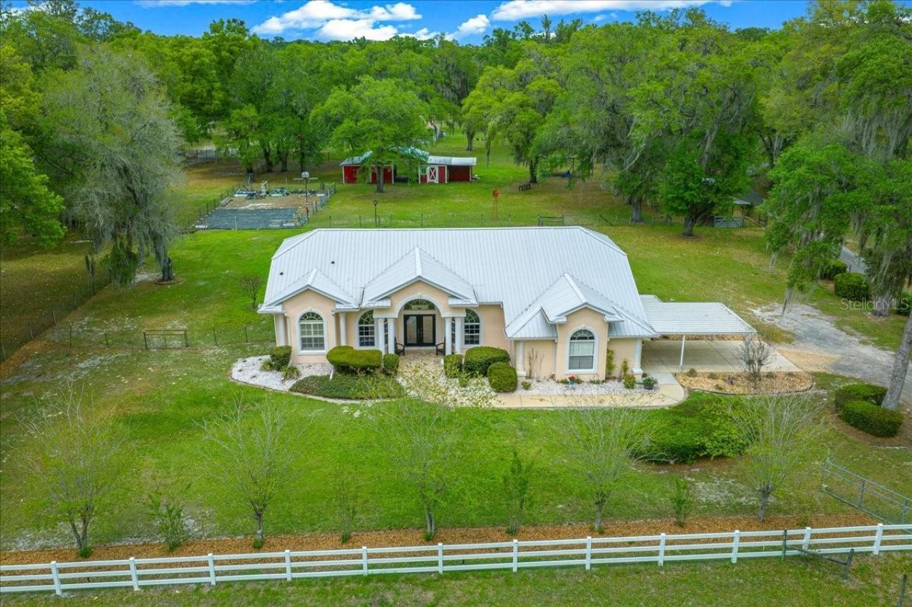 11831 SW Highway 484, Dunnellon, FL 34432 Photo