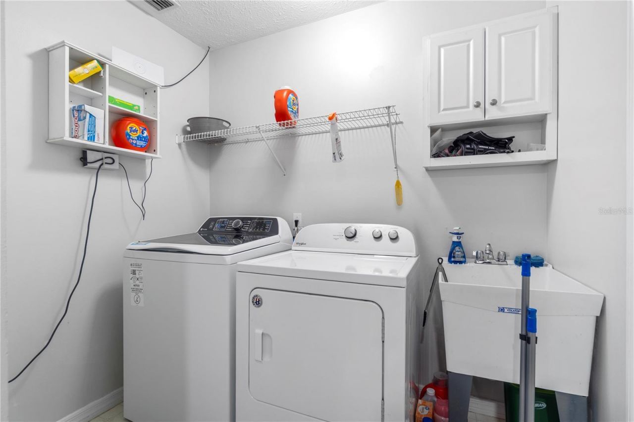 11831 SW Highway 484, Dunnellon, FL 34432 Photo