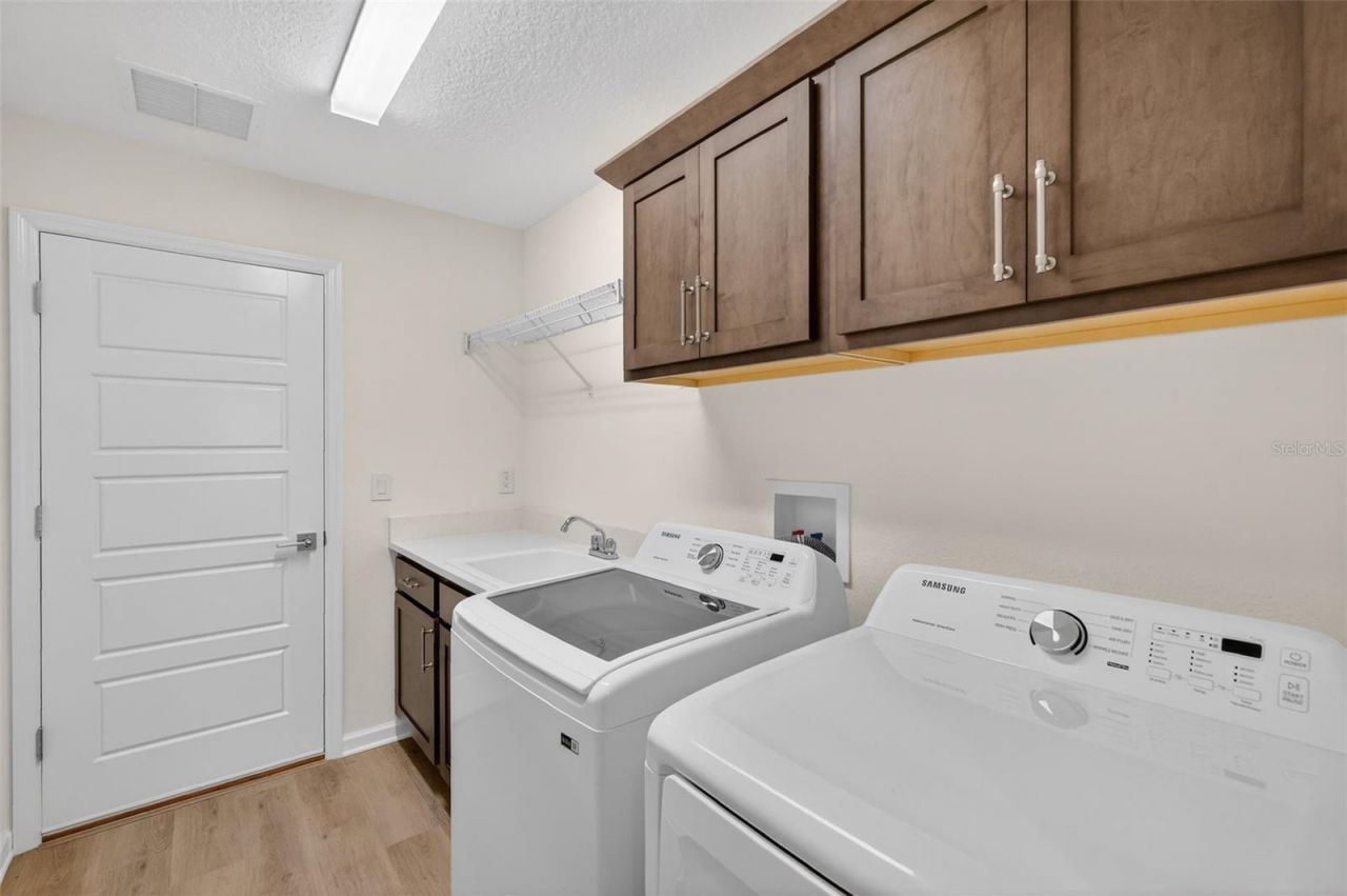 6672 Garner Path, The Villages, FL 34762 Photo