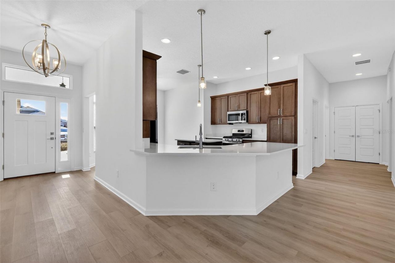 6672 Garner Path, The Villages, FL 34762 Photo