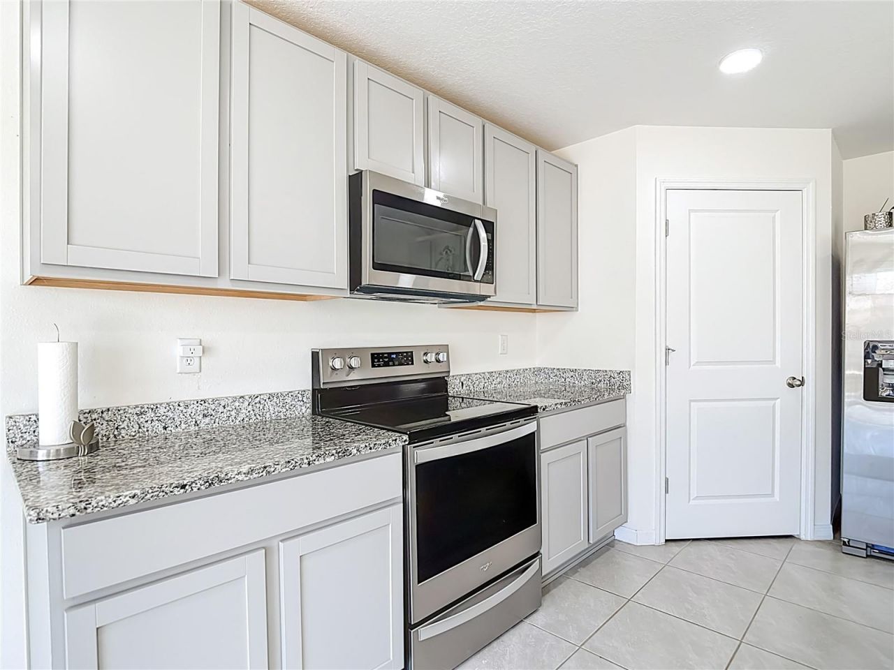 35668 Doveland Drive, Zephyrhills, FL 33541 Photo