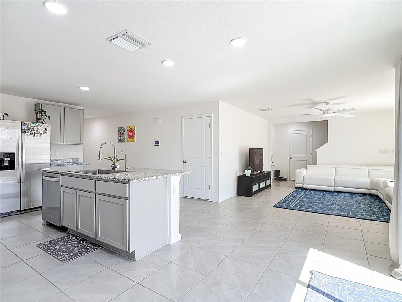 35668 Doveland Drive, Zephyrhills, FL 33541 Photo
