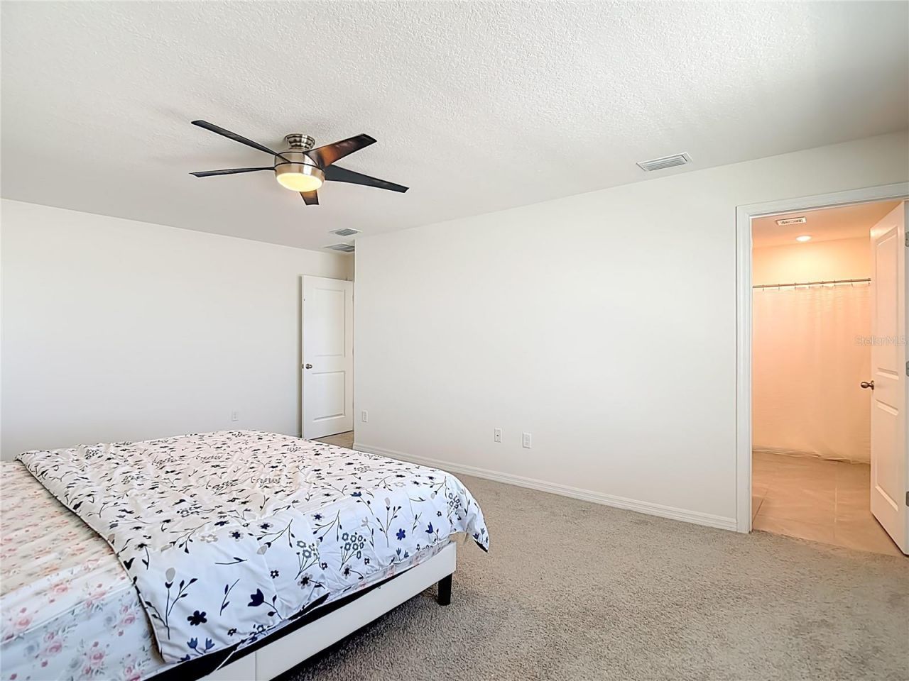 35668 Doveland Drive, Zephyrhills, FL 33541 Photo