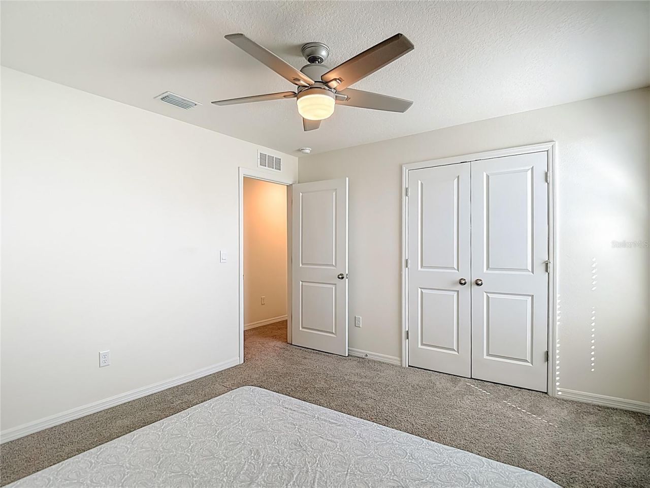 35668 Doveland Drive, Zephyrhills, FL 33541 Photo