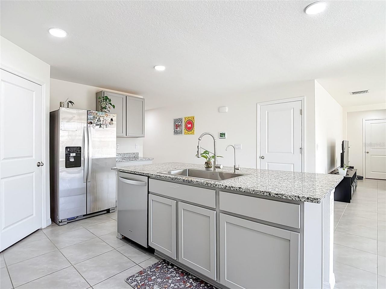35668 Doveland Drive, Zephyrhills, FL 33541 Photo