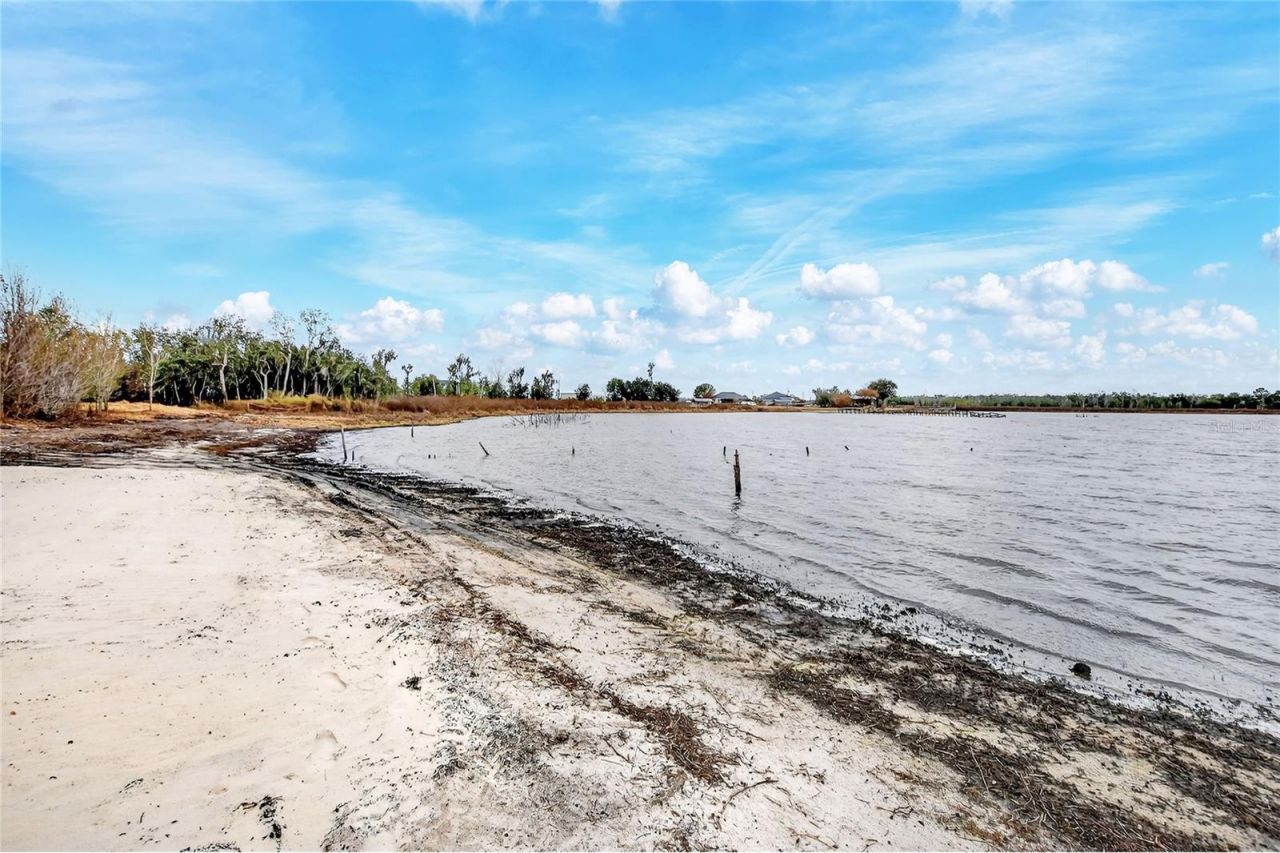 Lake Buffum Road E, Fort Meade, FL 33841 Photo