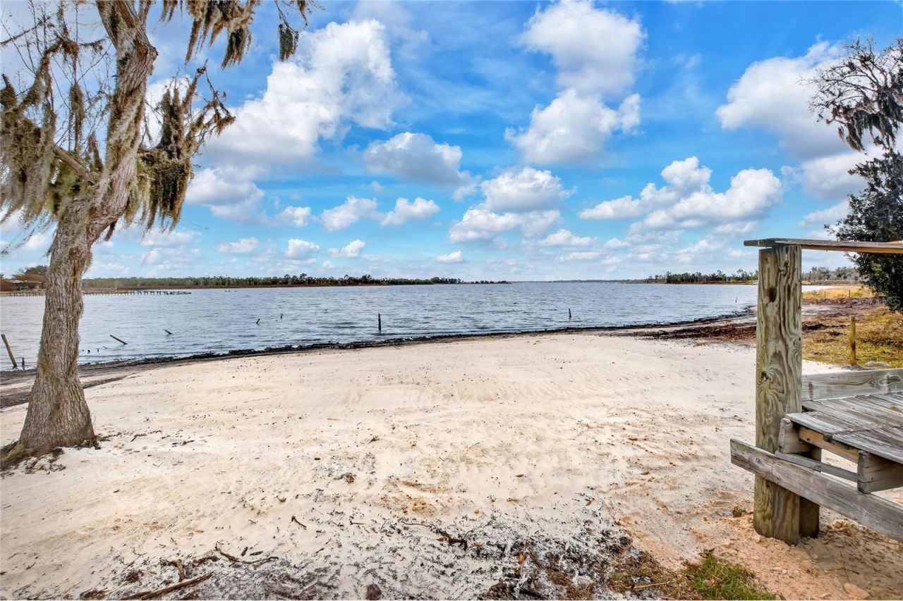 Lake Buffum Road E, Fort Meade, FL 33841 Photo