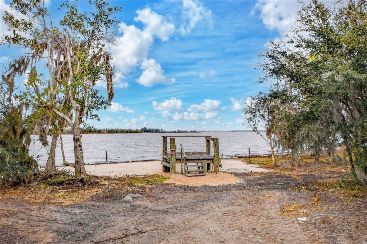 Lake Buffum Road E, Fort Meade, FL 33841 Photo