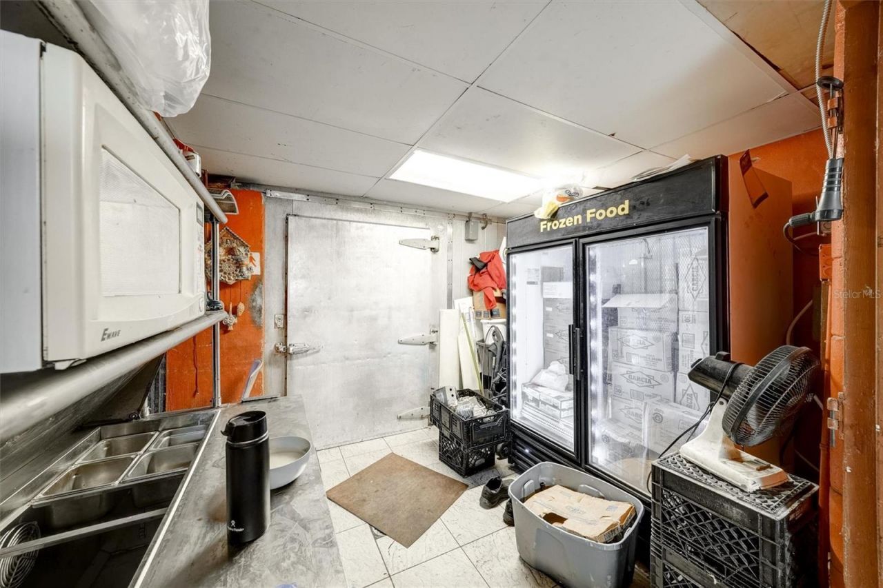 5202 N Nebraska Avenue E, Tampa, FL 33603 Photo