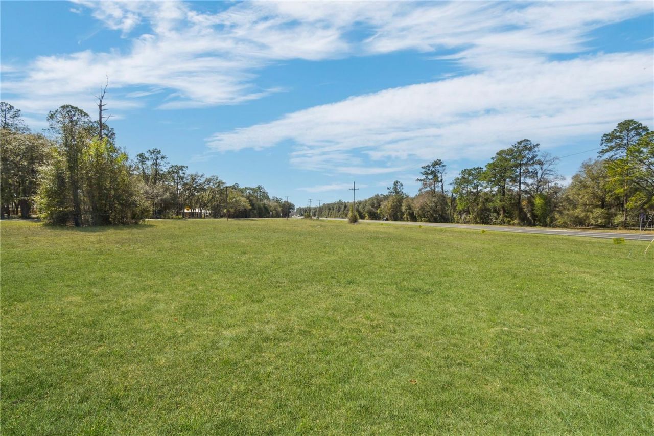 9150 SE County Road 221 , Hampton, FL 32044 Photo