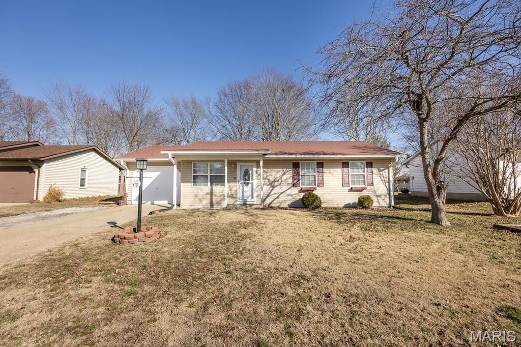 410 S Smith Street, Smithton, IL 62285 Main Photo