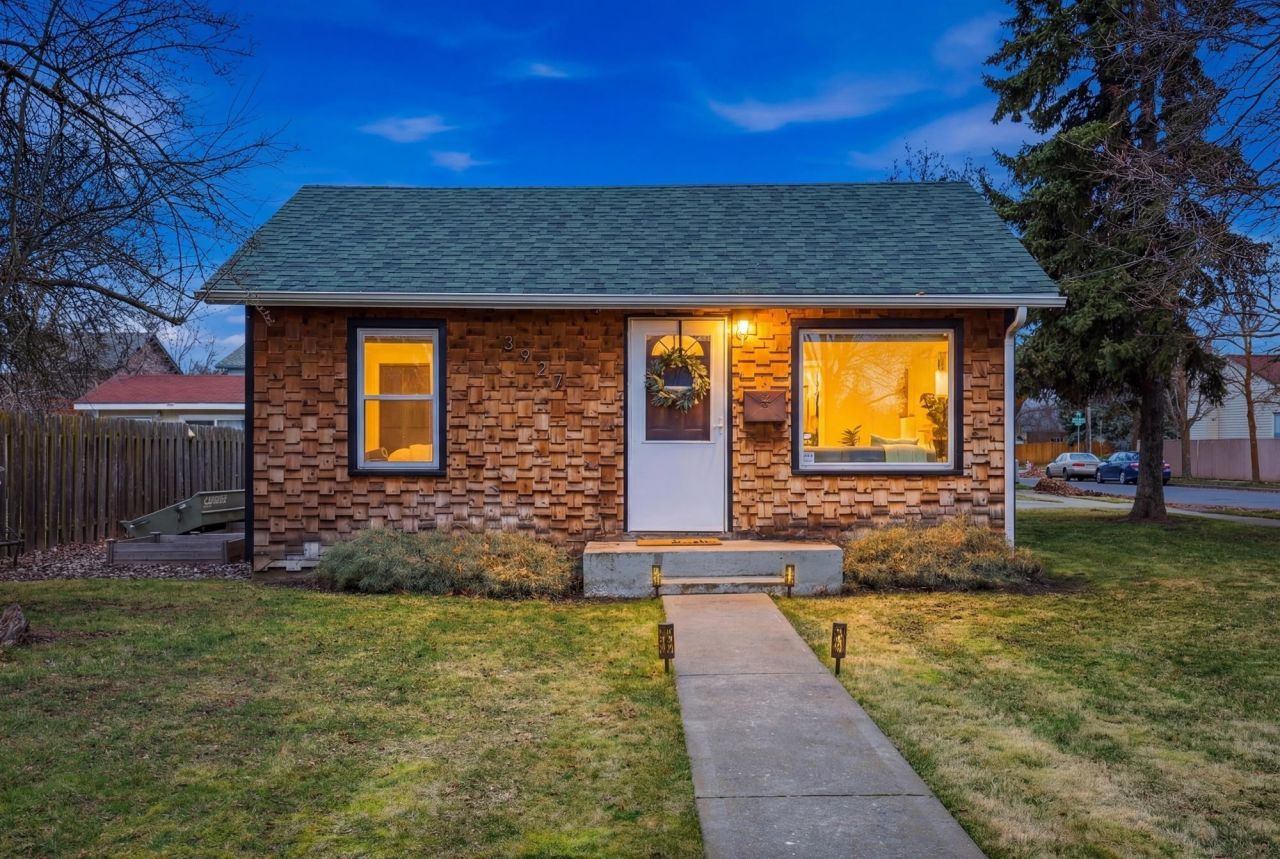 3927 E 26th Ave, Spokane, WA 99223 Main Photo