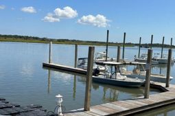 101 Palm Boulevard photo 4