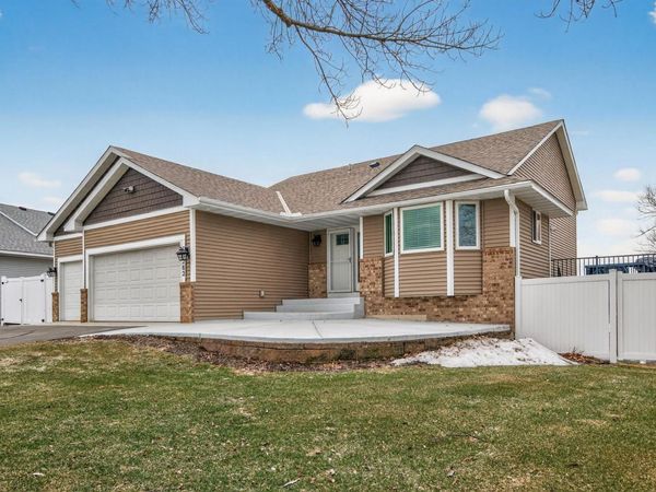 10282 Madison Street NE, Blaine, MN 55434