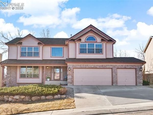 665 Robinglen Court, Colorado Springs, CO 80906