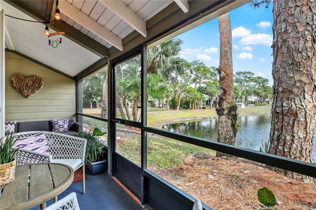 630 NE Wax Myrtle Way, Jensen Beach, FL 34957 Photo