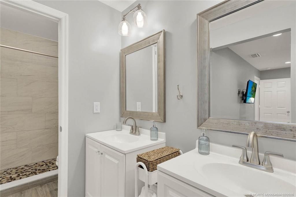 630 NE Wax Myrtle Way, Jensen Beach, FL 34957 Photo