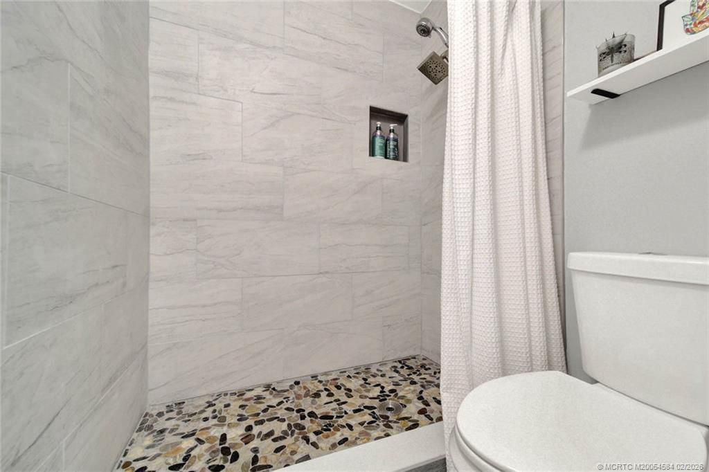 630 NE Wax Myrtle Way, Jensen Beach, FL 34957 Photo