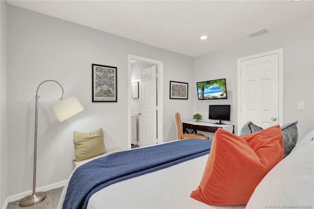 630 NE Wax Myrtle Way, Jensen Beach, FL 34957 Photo