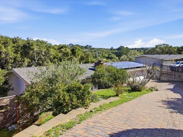 17 Los Encinos Drive, Del Rey Oaks, CA 93940