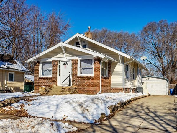 726 Morton Avenue, Des Moines, IA 50316