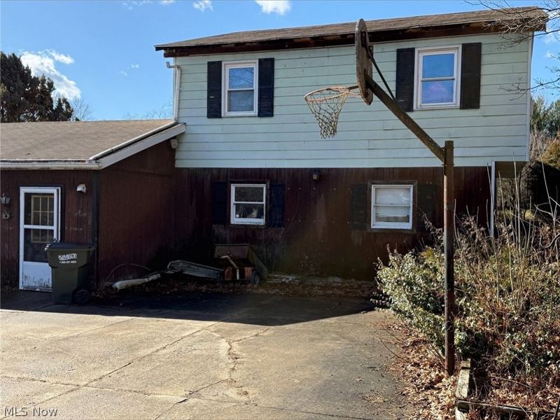 2454 Woodsdale Road, Salem, OH 44460 Photo 3