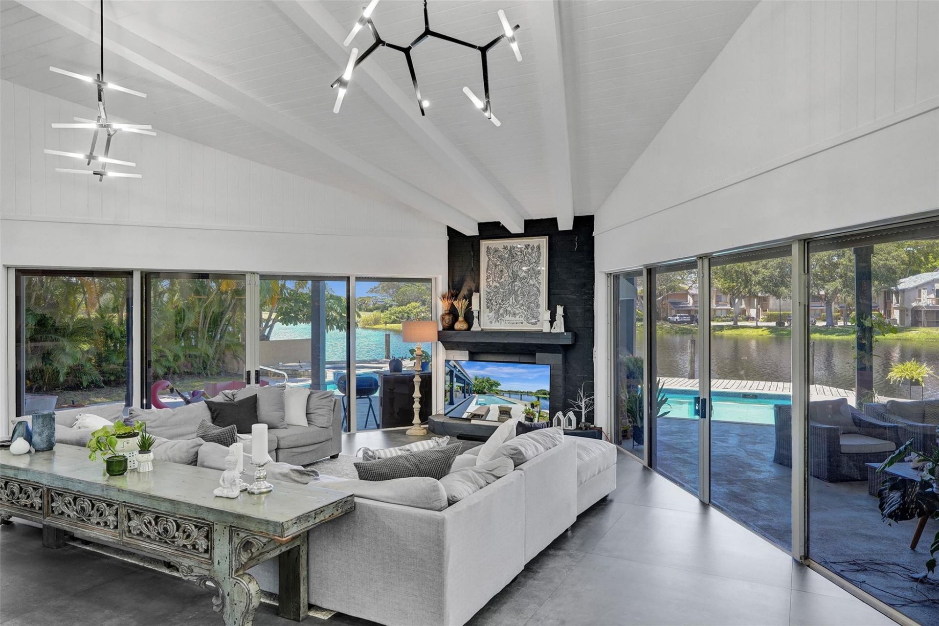 349 Jacaranda Drive, Plantation, FL 33324 Photo